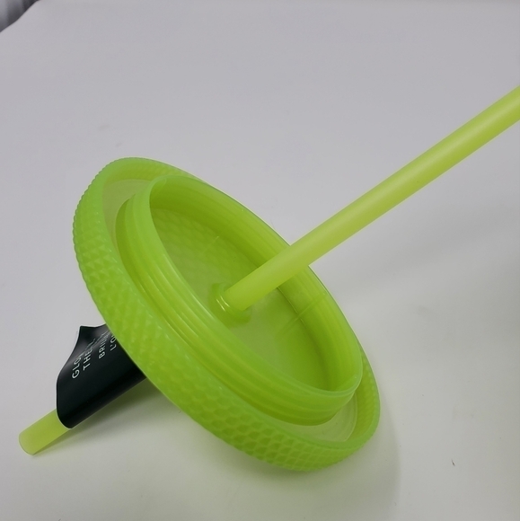 STARBUCKS NWT GLOW IN THE DARK GREEN 16 OZ TUMBLER HALLOWEEN SPOOKY COFFEE - Picture 8 of 11